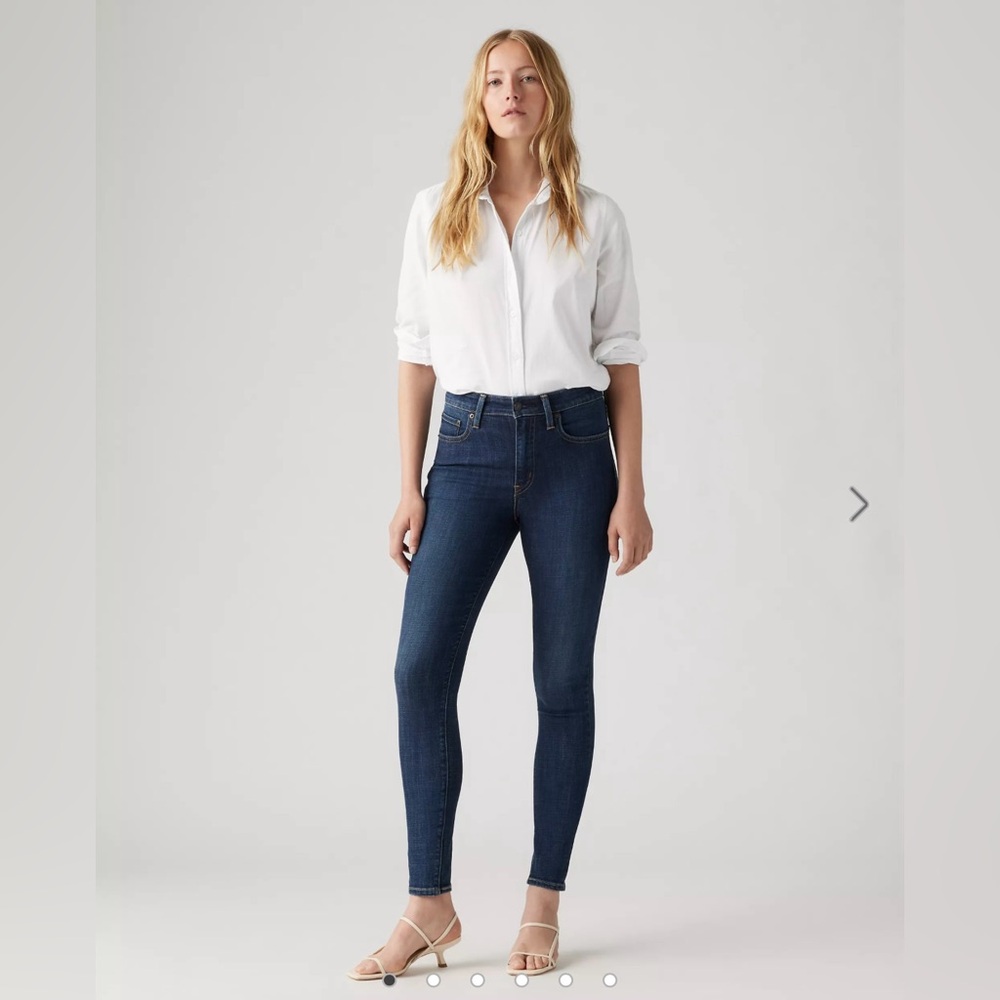 Levi high rise skinny jeans